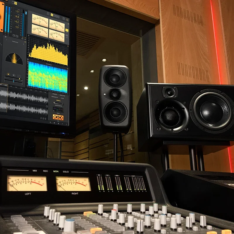 IK iLoud MTM 3.5